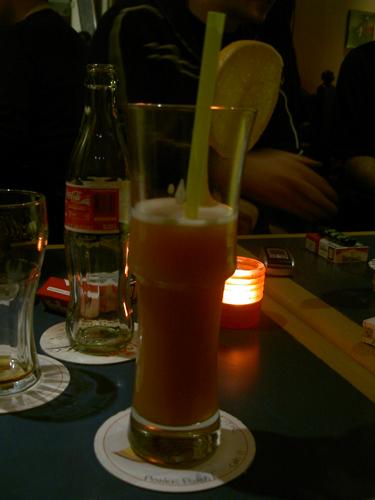 Wem dieser Cocktail wohl geh�rt ?