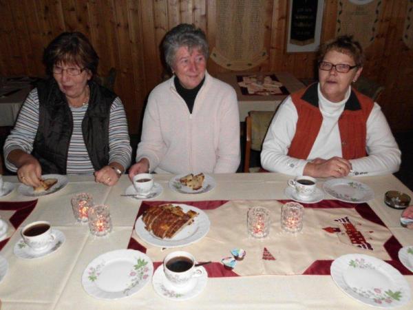 Klick für Originalgröße :Weihnachtsmarkt  p.jpg